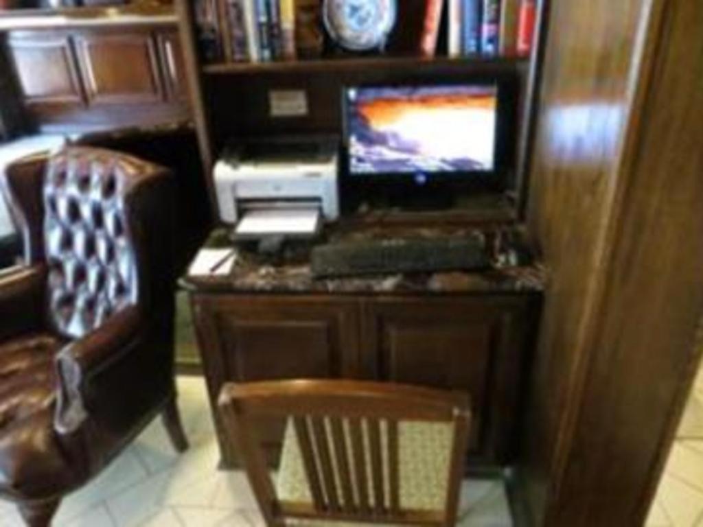 Hilgard House Westwood Village Hotel *