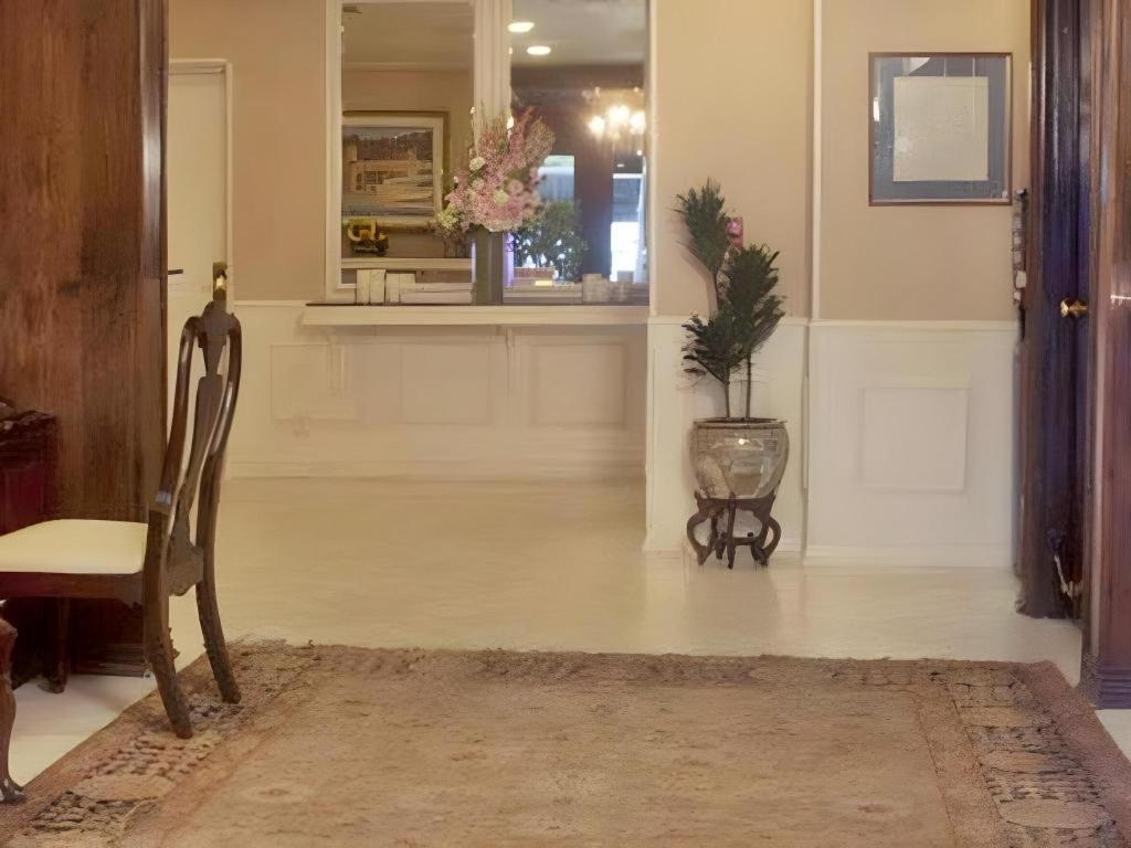 Hilgard House Westwood Village *