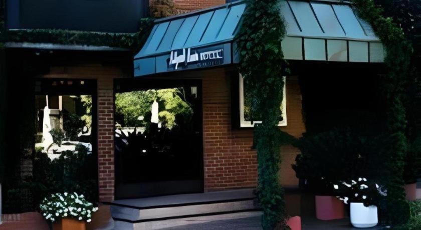 Hilgard House Westwood Village Hotel Los Angeles